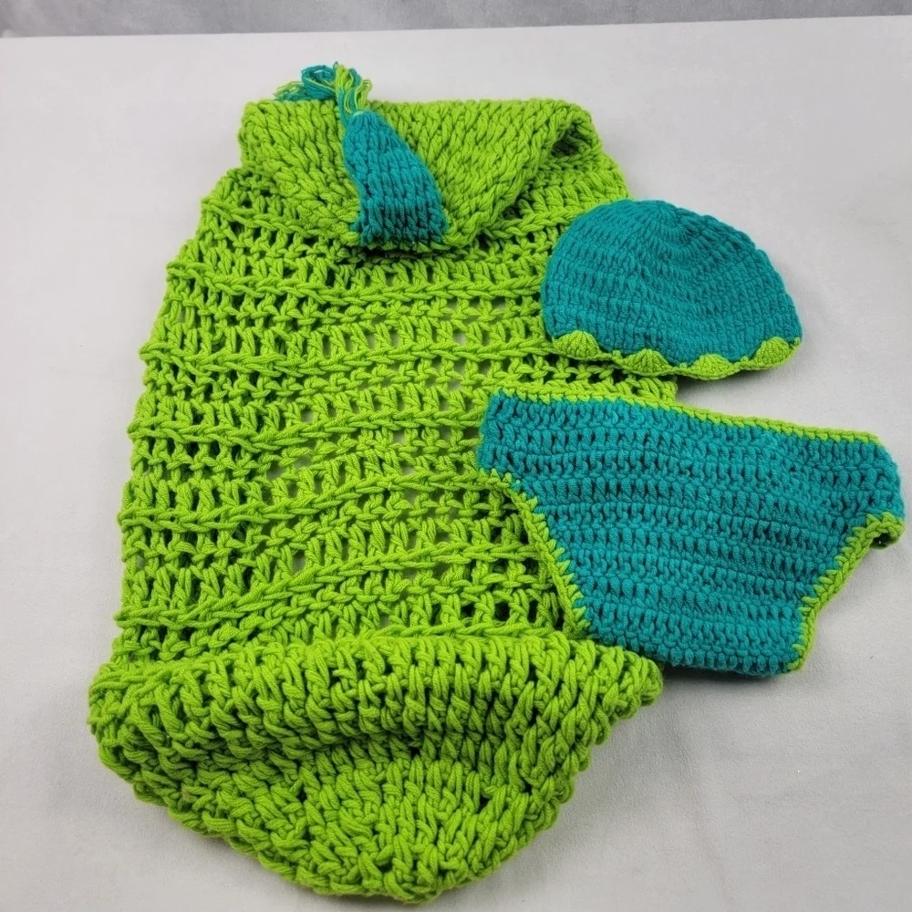 Newborn peas in a‎ pod Newborn photo costume 3 pieces